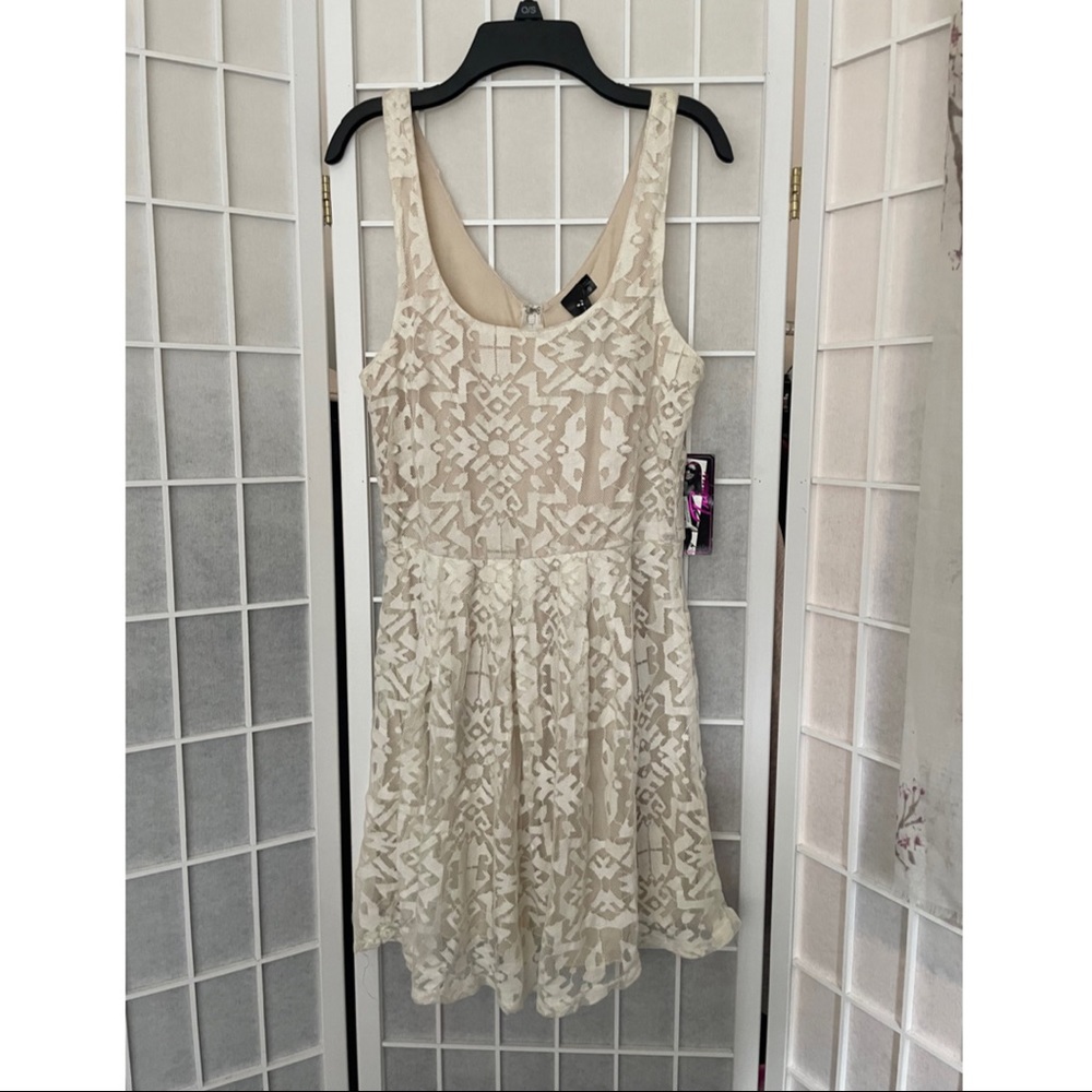 Beige White Ivory Boho Lace Dress A-Line Size 9